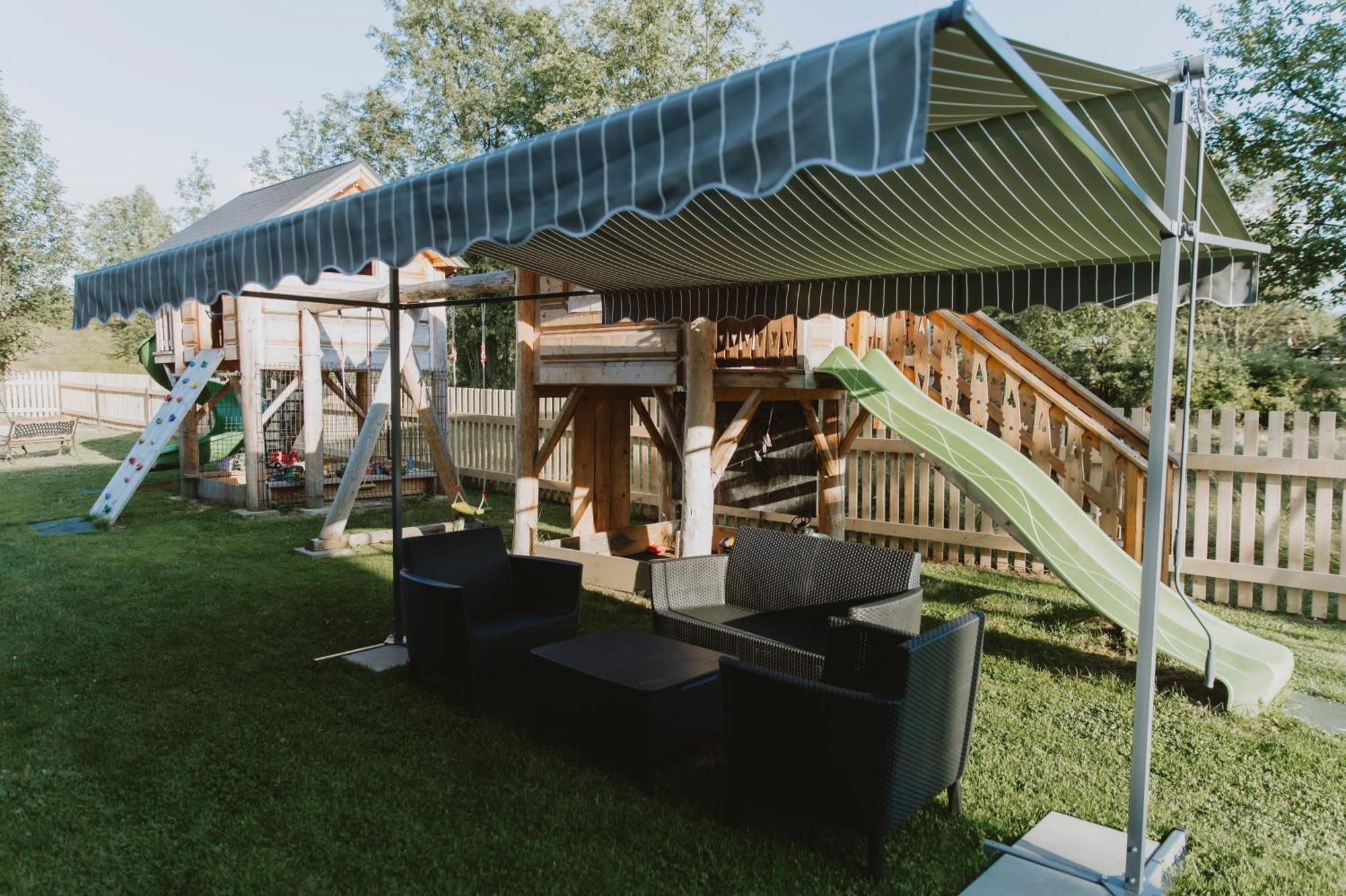 Drewniane Izby Pilchowka Chocholow Exterior photo